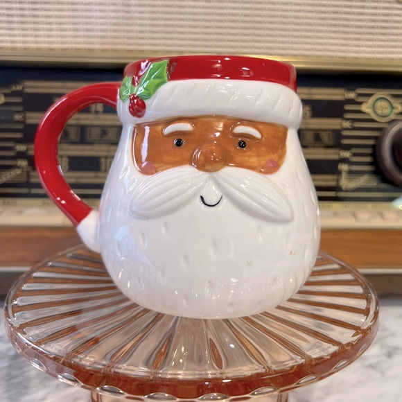 ✨NEW🎅🏾Holiday Time Brown Santa Claus Christmas Mug🎄 - Picture 9 of 16